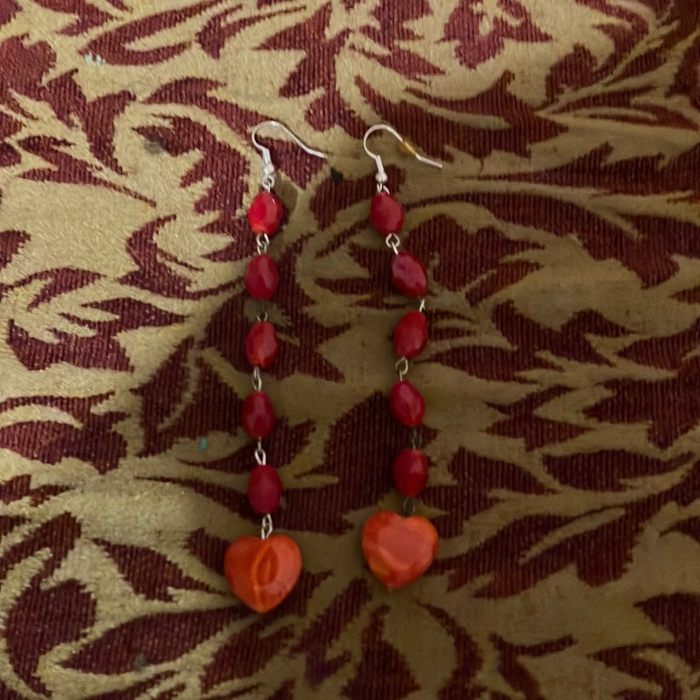 Selling earring need them gone asap